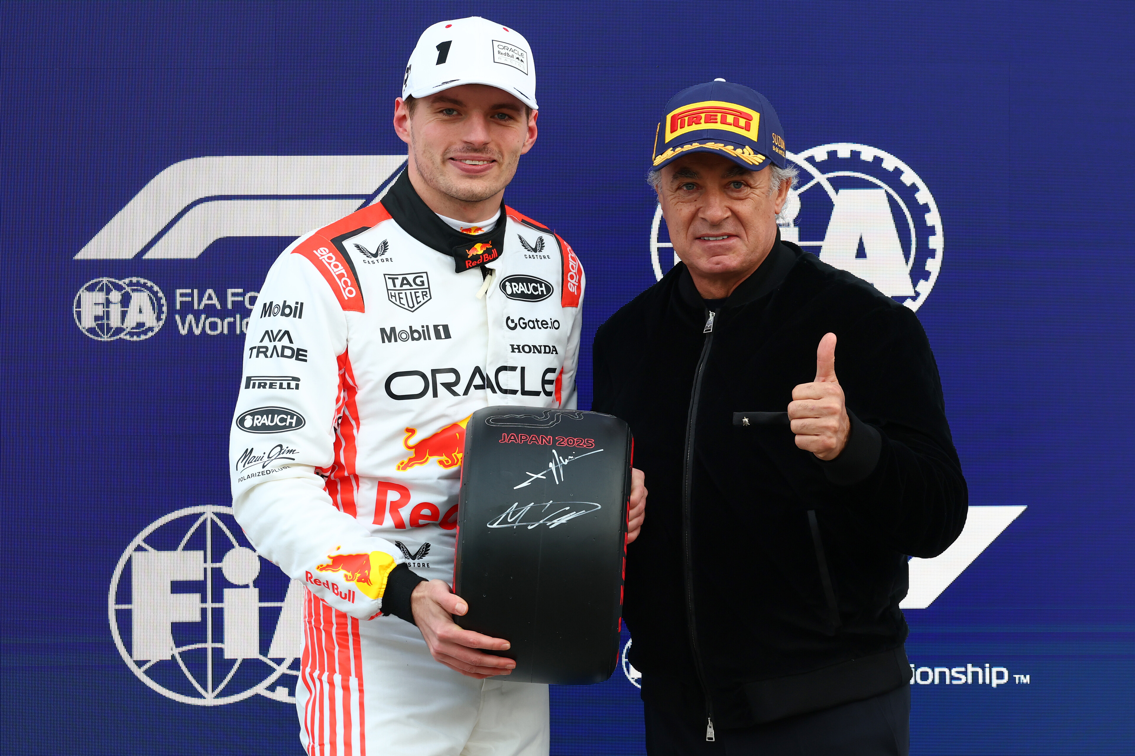 獲得杆位的車手會額外頒獎！